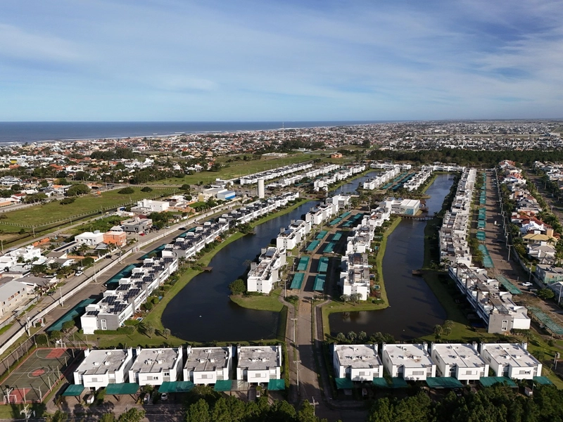CONDOMÍNIO ROSSI – BEIRA LAGO: 24ª foto da galeria de imagens do imóvel