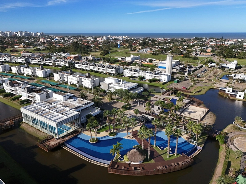 CONDOMÍNIO ROSSI – BEIRA LAGO: 22ª foto da galeria de imagens do imóvel