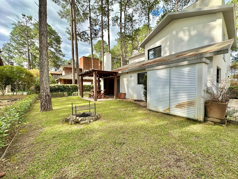 CASA À VENDA NA MELHOR LOCALIZAÇÃO DE ATLÂNTIDA: 12ª foto da galeria de imagens do imóvel