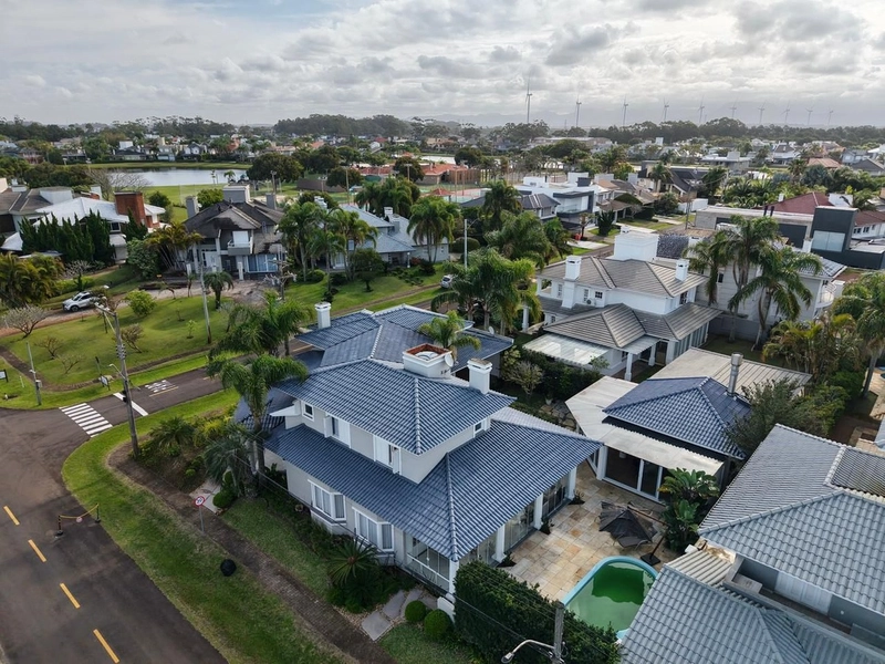 ✨ Condomínio Atlântida Lagos Park – Sobrado à Venda ✨: 2ª foto da galeria de imagens do imóvel