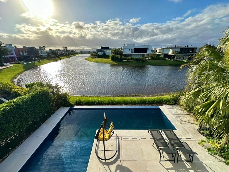 CONDOMÍNIO ENSEADA SOBRADO À VENDA – BEIRA LAGO: 3ª foto da galeria de imagens do imóvel