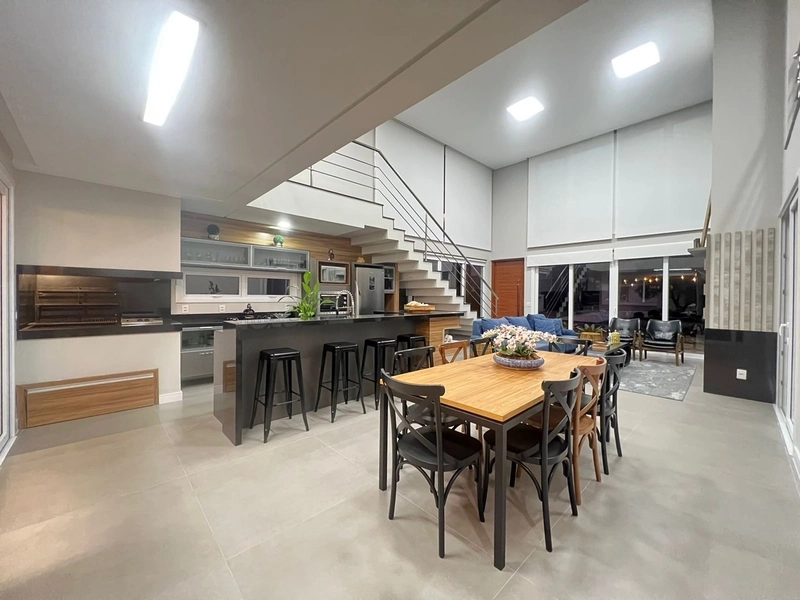 Maravilhoso sobrado com 267 m² privativos!: 10ª foto da galeria de imagens do imóvel