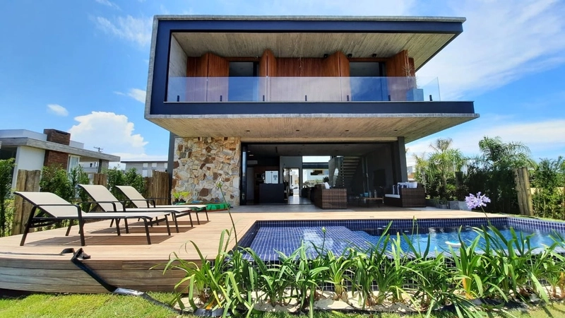 Magnífica casa beira lago à venda no condomínio Sea Coast: 15ª foto da galeria de imagens do imóvel