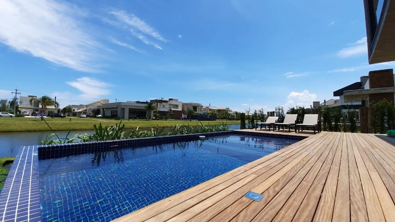 Magnífica casa beira lago à venda no condomínio Sea Coast: 14ª foto da galeria de imagens do imóvel