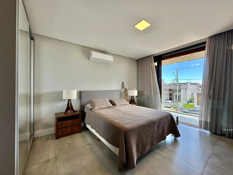 Magnífica casa beira lago à venda no condomínio Sea Coast: 48ª foto da galeria de imagens do imóvel