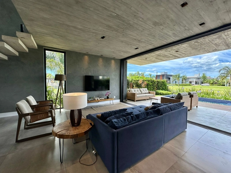 Magnífica casa beira lago à venda no condomínio Sea Coast: 16ª foto da galeria de imagens do imóvel