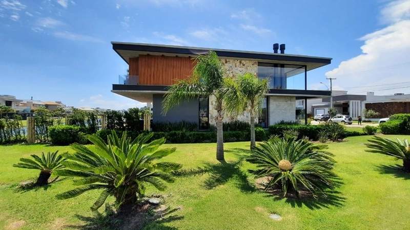 Magnífica casa beira lago à venda no condomínio Sea Coast: 7ª foto da galeria de imagens do imóvel