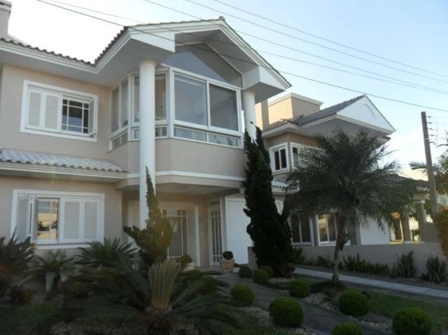 Casa à venda em condomínio fechado em Capão da Canoa- Condado de Capão