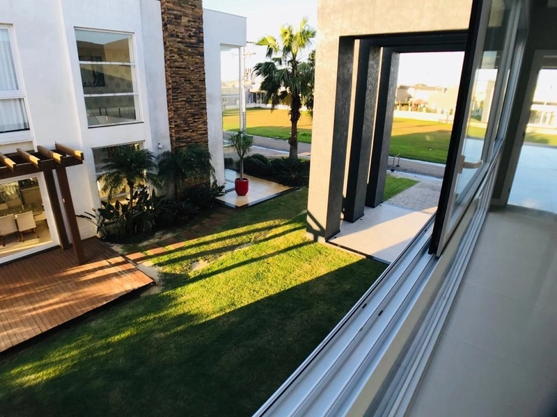 Ótimo sobrado no Condomínio Dubai em Capão da Canoa: 6ª foto da galeria de imagens do imóvel