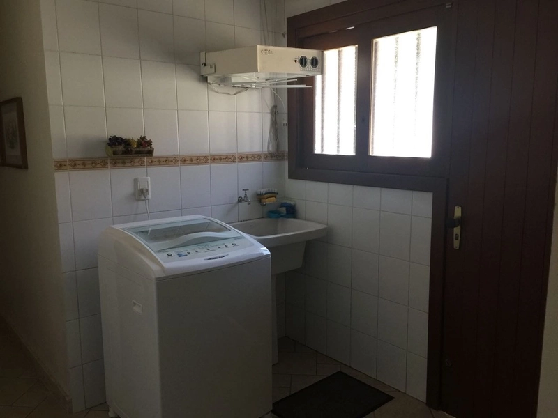 Belíssima casa em Atlântida!: 25ª foto da galeria de imagens do imóvel