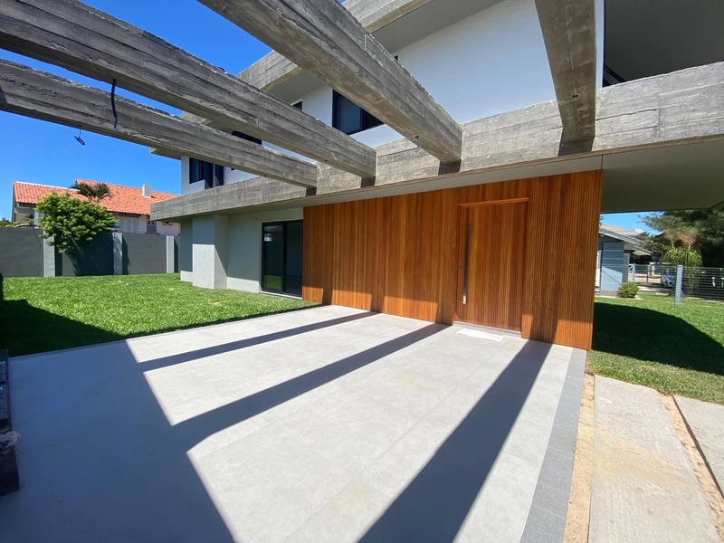 Casa fora de condomínio em Atlântida!: 4ª foto da galeria de imagens do imóvel
