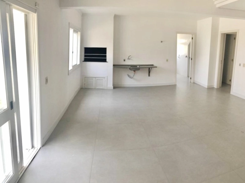 Casa Fora de condomínio, Maravilhoso Sobrado em Atlântida!: 4ª foto da galeria de imagens do imóvel