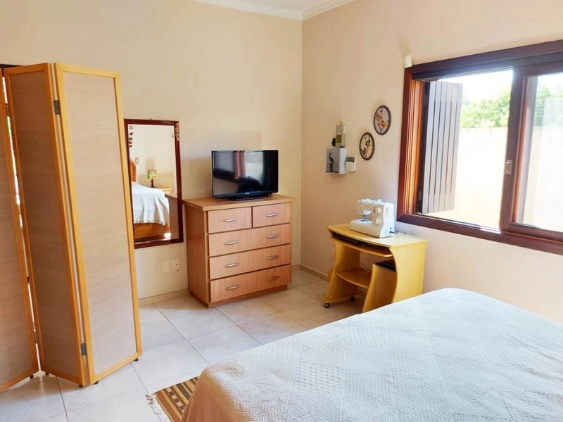 Sobrado totalmente mobiliado e decorada em Xangri-lá: 15ª foto da galeria de imagens do imóvel