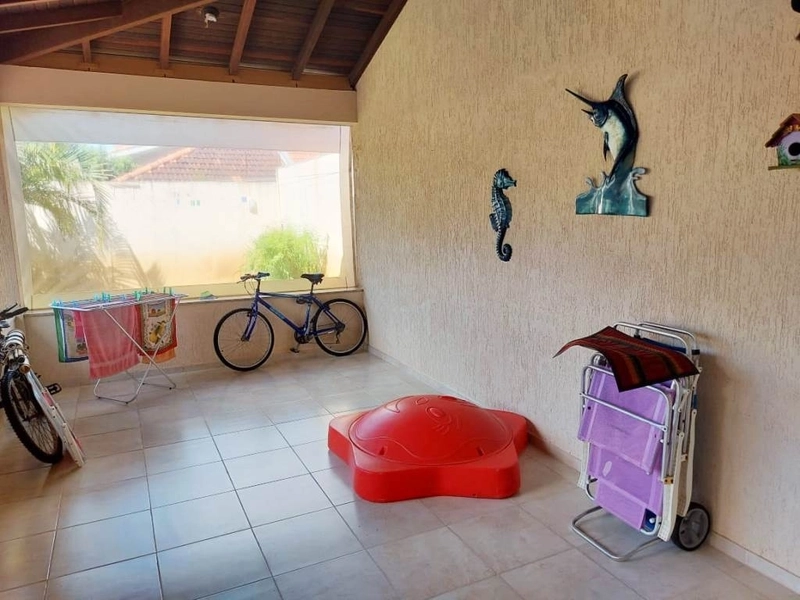 Sobrado totalmente mobiliado e decorada em Xangri-lá: 25ª foto da galeria de imagens do imóvel