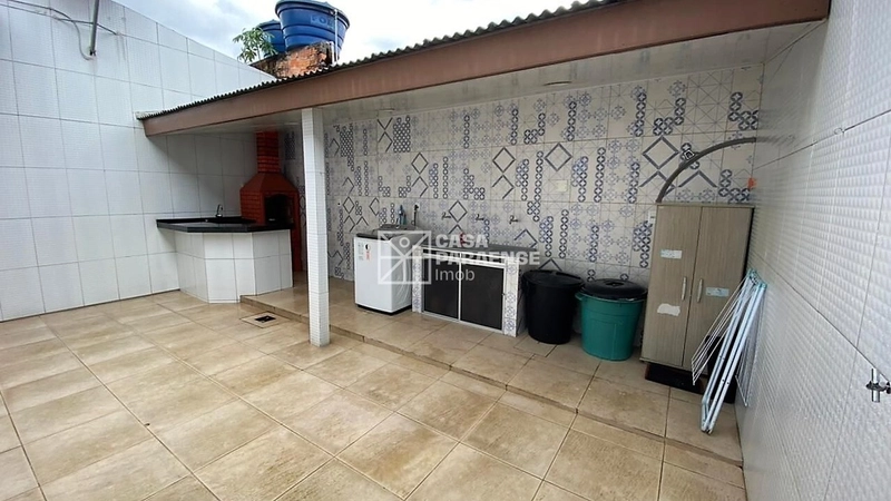 BELA CASA MOBILIADA COM 3 QUARTOS E ENERGIA SOLAR NO JARDIM AMÉRICA: 12ª foto da galeria de imagens do imóvel