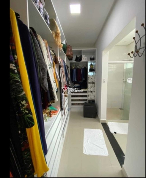 BELA RESIDÊNCIA TÉRREA NO CONDOMÍNIO JARDIM ESPANHA: 3ª foto da galeria de imagens do imóvel