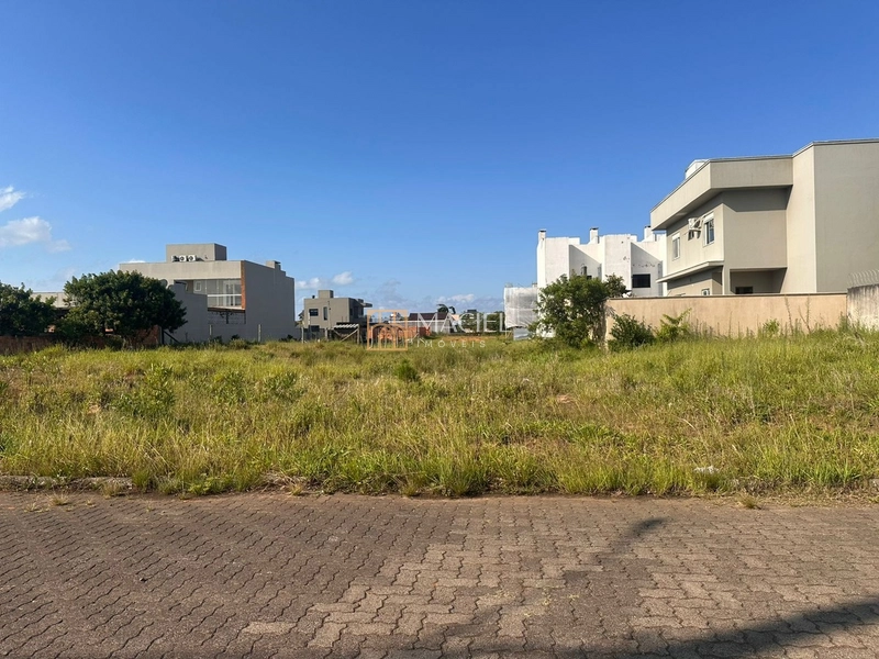 INVESTÍMENTO SEGURO EM TORRES: 1ª foto da galeria de imagens do imóvel