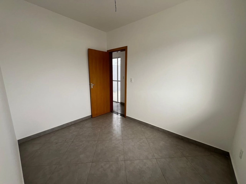 ÁREA PRIVATIVA | 2 QUARTOS | 1 SUÍTE | 02 BANHEIROS | 01 VAGA | BAIRRO: 13ª foto da galeria de imagens do imóvel