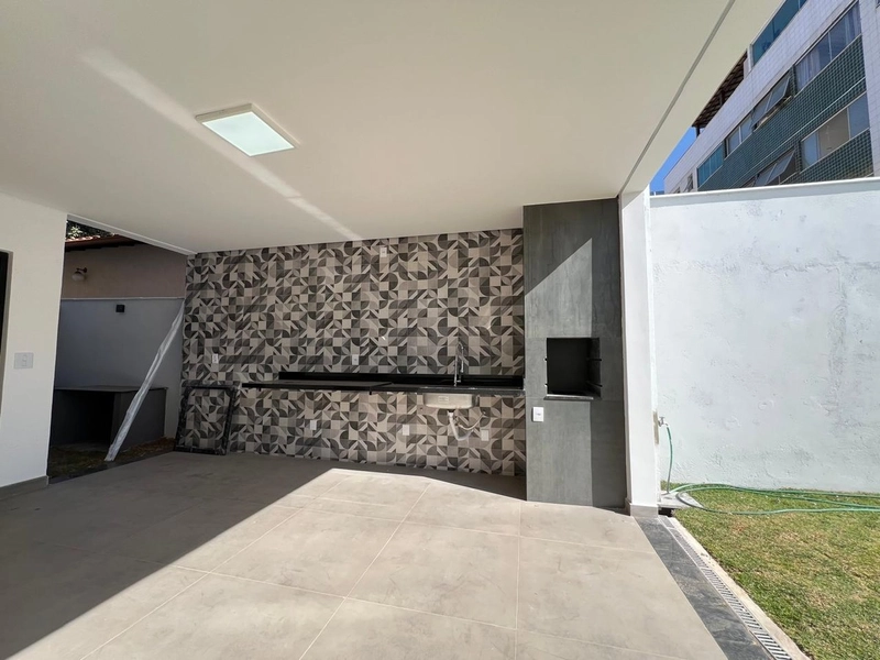 CASA GEMINADA | 3 QUARTOS | 03 BANHEIROS| 01 SUITE | 2 VAGAS BAIRRO: 34ª foto da galeria de imagens do imóvel