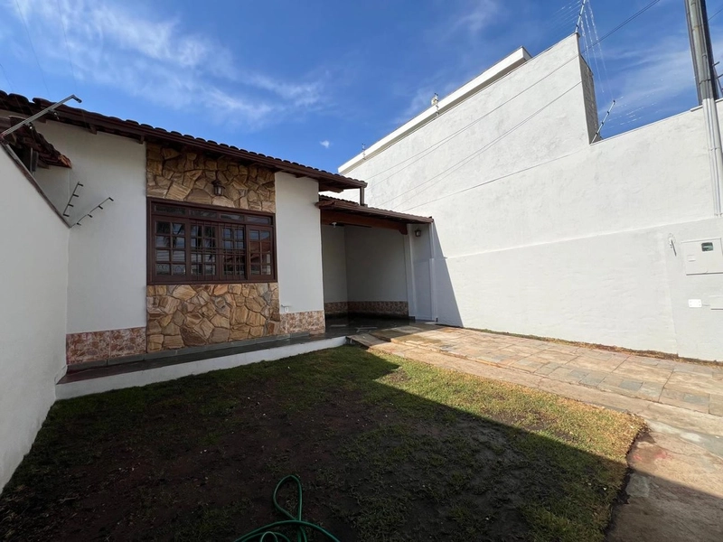 CASA GEMINADA | 4 QUARTOS | 01 SUITE |02 BANHEIROS | 2 VAGAS BAIRRO: 1ª foto da galeria de imagens do imóvel