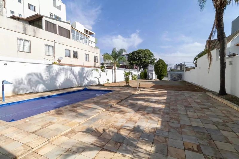 CASA DUPLEX | 5 QUARTOS | 02 SUÍTES |05 BANHEIROS | 10 VAGAS BAIRRO: 3ª foto da galeria de imagens do imóvel