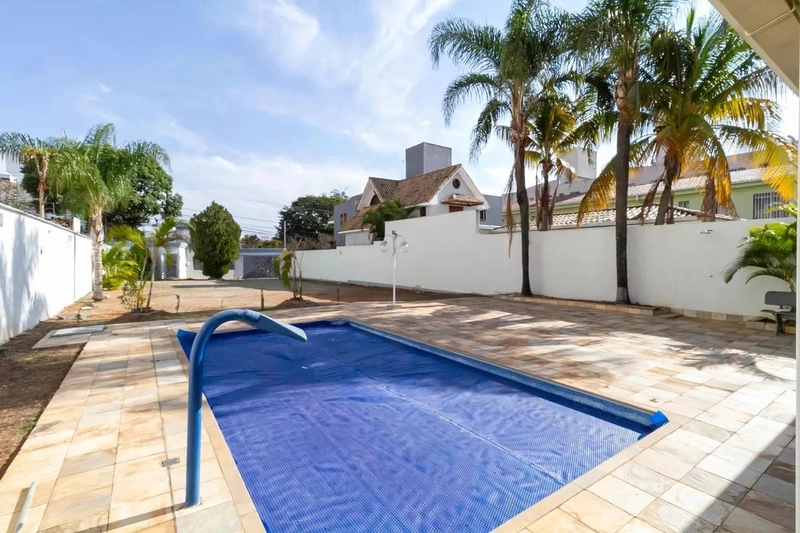 CASA DUPLEX | 5 QUARTOS | 02 SUÍTES |05 BANHEIROS | 10 VAGAS BAIRRO: 1ª foto da galeria de imagens do imóvel