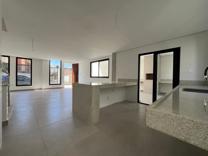 CASA DUPLEX | 3 QUARTOS | 01 SUÍTE MASTER | 02 SEMI-SUITE| 03 BANHEIRO: 15ª foto da galeria de imagens do imóvel