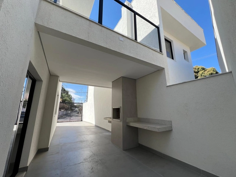 CASA DUPLEX | 3 QUARTOS | 01 SUÍTE MASTER | 02 SEMI-SUITE| 03 BANHEIRO: 7ª foto da galeria de imagens do imóvel