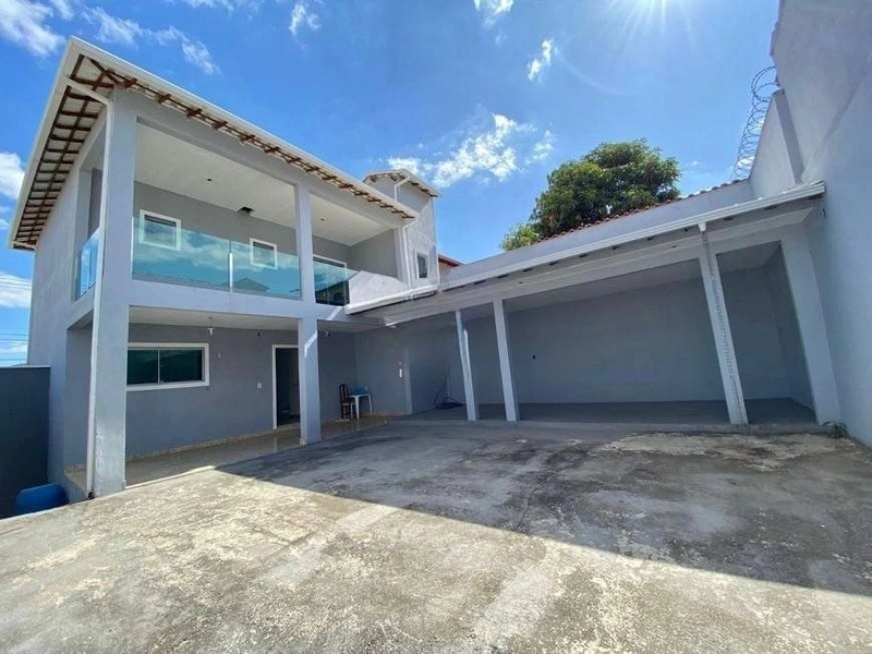 CASA DUPLEX | 3 QUARTOS | SUÍTE | 6 VAGAS | BAIRRO ALÍPIO DE MELO: 3ª foto da galeria de imagens do imóvel