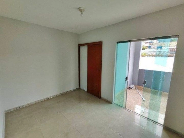 CASA DUPLEX | 3 QUARTOS | SUÍTE | 6 VAGAS | BAIRRO ALÍPIO DE MELO: 13ª foto da galeria de imagens do imóvel