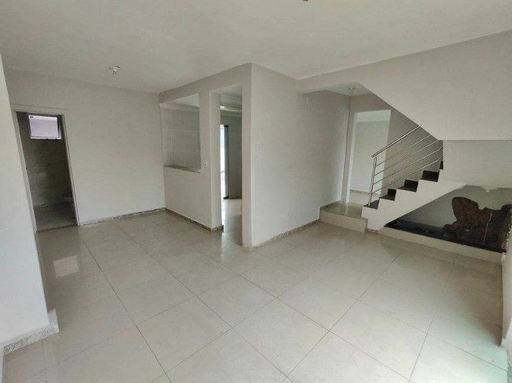 CASA DUPLEX | 3 QUARTOS | SUÍTE | 6 VAGAS | BAIRRO ALÍPIO DE MELO: 7ª foto da galeria de imagens do imóvel
