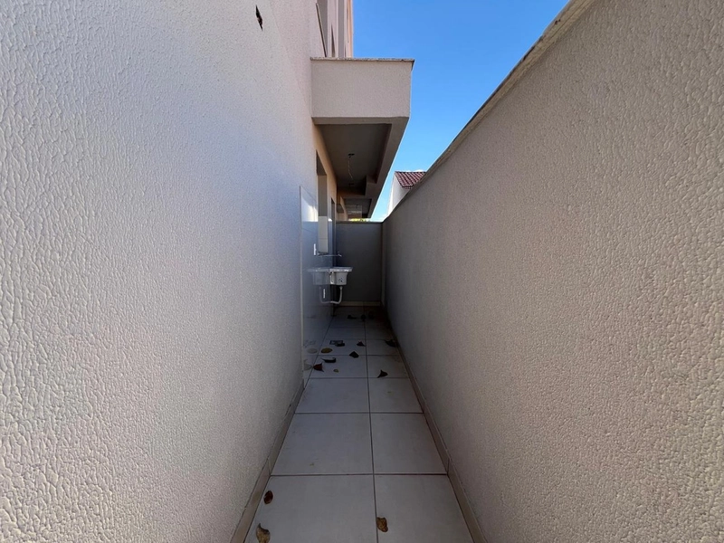ÁREA PRIVATIVA | 2 QUARTOS | 01 BANHEIRO | 1 VAGA ( Grande): 5ª foto da galeria de imagens do imóvel