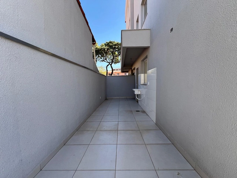 ÁREA PRIVATIVA | 2 QUARTOS | 01 BANHEIRO | 1 VAGA ( Grande): 14ª foto da galeria de imagens do imóvel