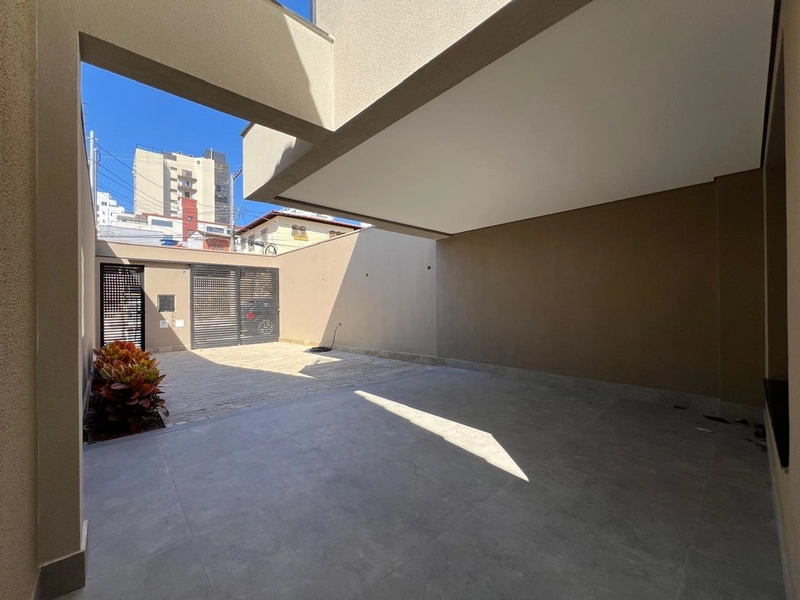 CASA GEMINADA | 4 QUARTOS |01 SUITE | 03 BANHEIROS | 3 VAGAS BAIRRO: 27ª foto da galeria de imagens do imóvel