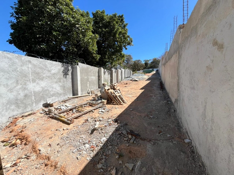 LOTE COM PROJETO | BAIRRO BANDEIRANTES | R$720.000,00: 1ª foto da galeria de imagens do imóvel