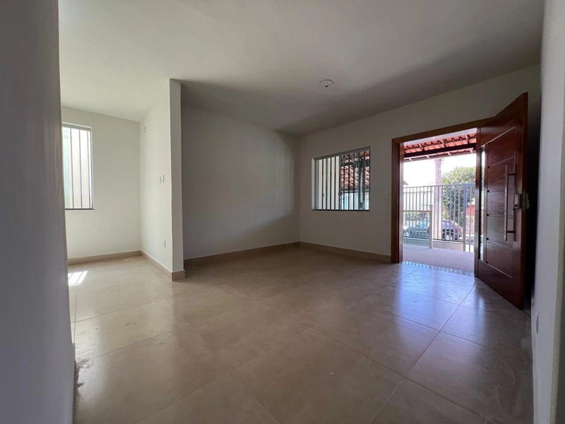 CASA LINEAR | 3 QUARTOS | 02 BANHEIROS | 1 SUITE | 02 VAGAS: 4ª foto da galeria de imagens do imóvel