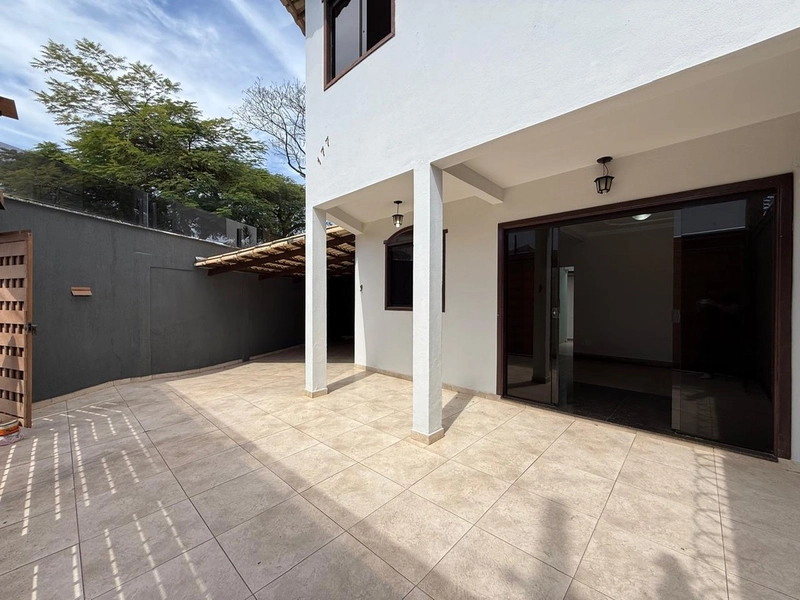 CASA GEMINADA DE ESQUINA | DUPLEX | SANTA AMÉLIA: 4ª foto da galeria de imagens do imóvel