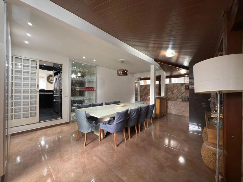 EXCELENTE CASA DUPLEX EM CONDOMÍNIO FECHADO: 8ª foto da galeria de imagens do imóvel