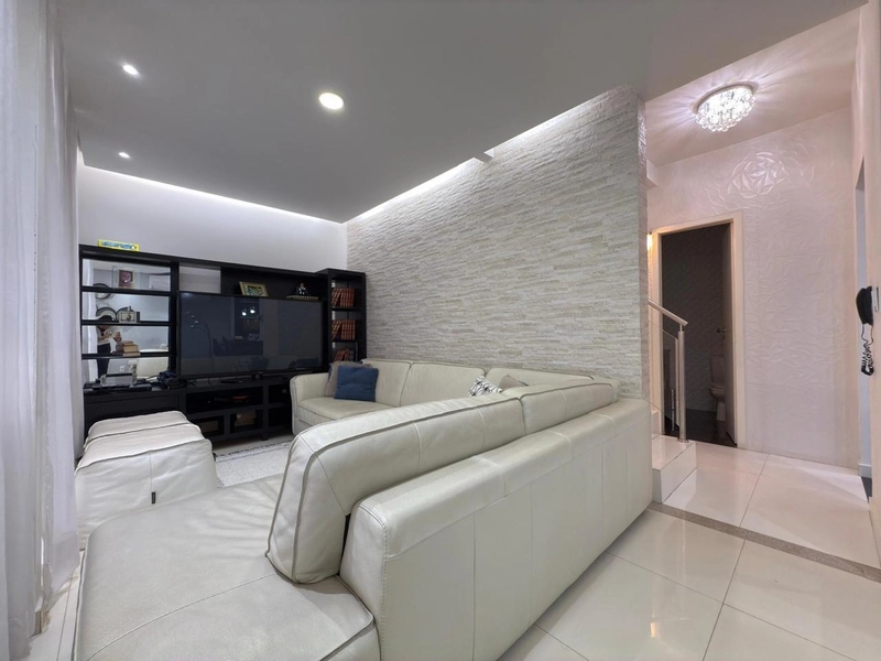 EXCELENTE CASA DUPLEX EM CONDOMÍNIO FECHADO: 13ª foto da galeria de imagens do imóvel