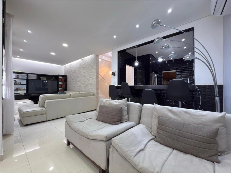 EXCELENTE CASA DUPLEX EM CONDOMÍNIO FECHADO: 14ª foto da galeria de imagens do imóvel