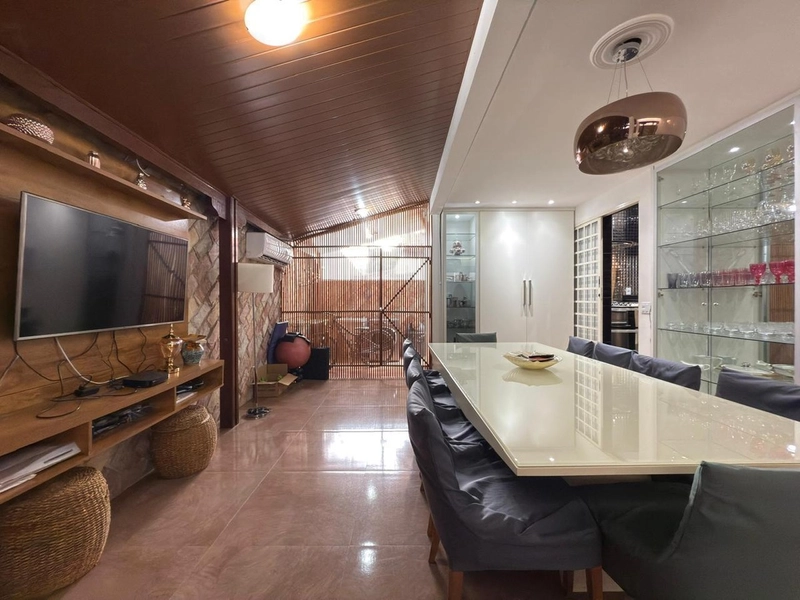 EXCELENTE CASA DUPLEX EM CONDOMÍNIO FECHADO: 7ª foto da galeria de imagens do imóvel