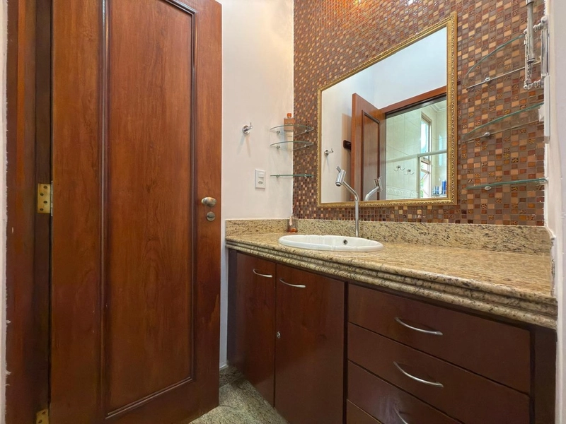 EXCELENTE CASA DUPLEX EM CONDOMÍNIO FECHADO: 36ª foto da galeria de imagens do imóvel