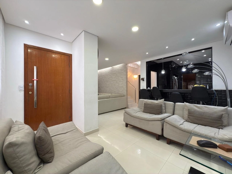 EXCELENTE CASA DUPLEX EM CONDOMÍNIO FECHADO: 15ª foto da galeria de imagens do imóvel