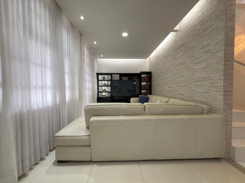 EXCELENTE CASA DUPLEX EM CONDOMÍNIO FECHADO: 12ª foto da galeria de imagens do imóvel