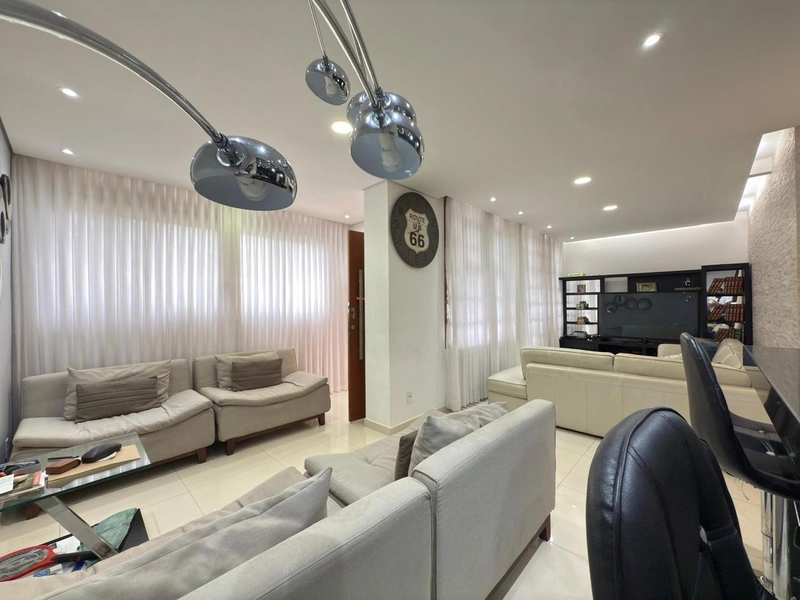 EXCELENTE CASA DUPLEX EM CONDOMÍNIO FECHADO: 11ª foto da galeria de imagens do imóvel