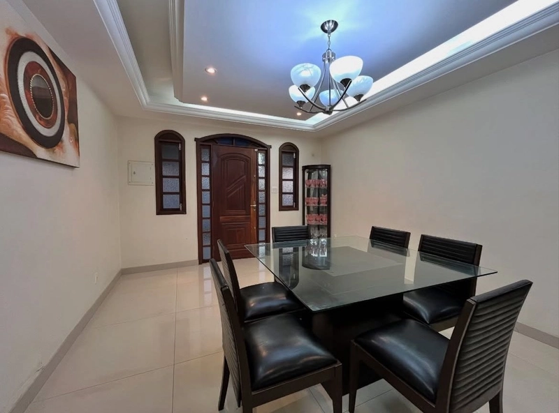 CASA LINEAR | 3 QUARTOS | 01 SUITE | 03 BANHEIROS| 3 VAGAS: 4ª foto da galeria de imagens do imóvel