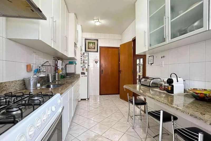 COBERTURA | 5 QUARTOS | 4 SUÍTES | 04 BANHEIROS | 4 VAGAS: 8ª foto da galeria de imagens do imóvel