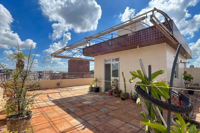 COBERTURA | 5 QUARTOS | 4 SUÍTES | 04 BANHEIROS | 4 VAGAS