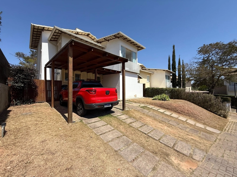 Casa em Condomínio Fechado na Região da Lagoa da Pampulha – R$1.690.00: 2ª foto da galeria de imagens do imóvel