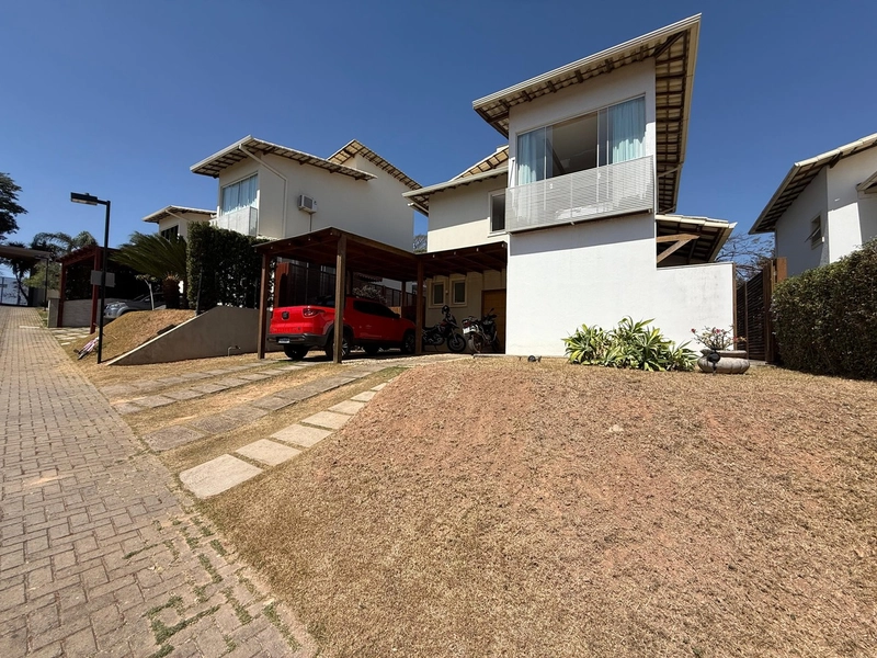 Casa em Condomínio Fechado na Região da Lagoa da Pampulha – R$1.690.00